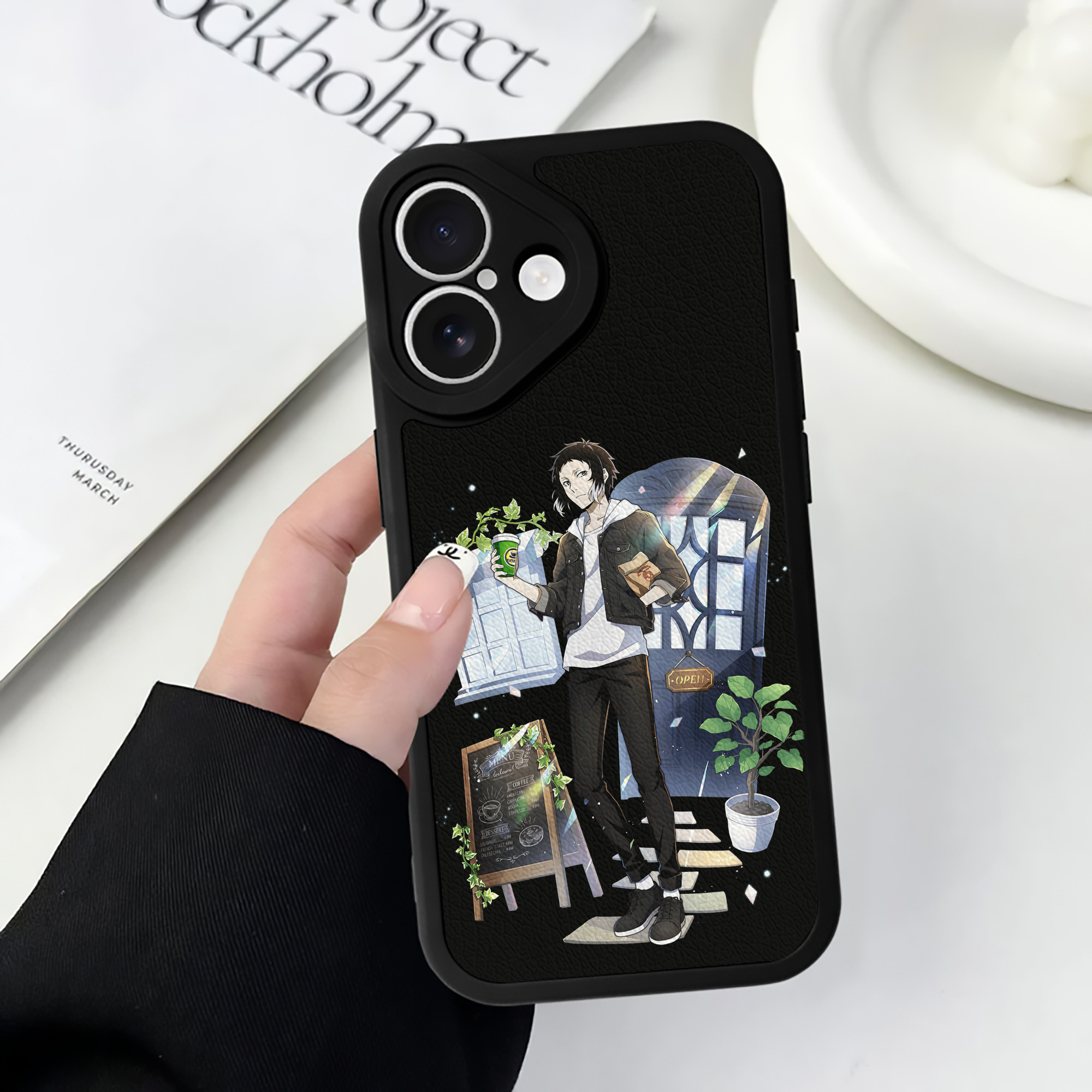 （画像用） 文豪ストレイドッグス Bungo Stray Dogs 【iPhone 16シリーズ対応】シリコンスマホケース（レザー調） 材質：シリコン